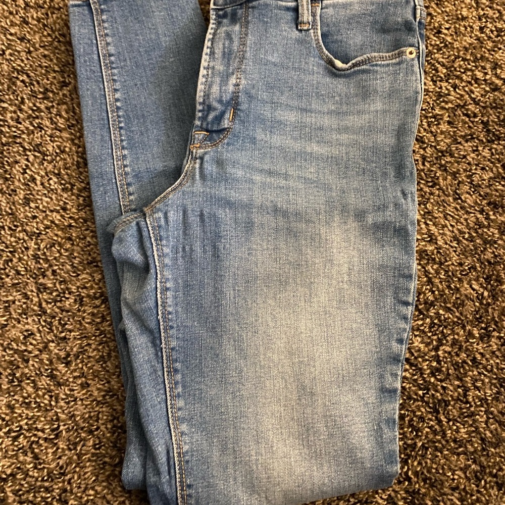 Levi's Light Wash Denim Jeans